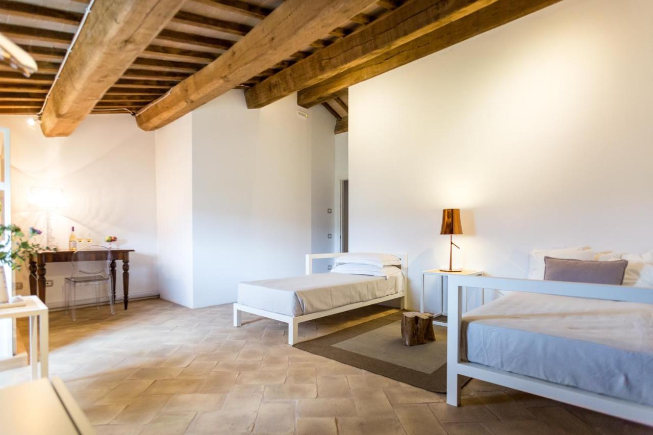 Castello Di Ramazzano - Tenute Aliani Perugia Eksteriør billede