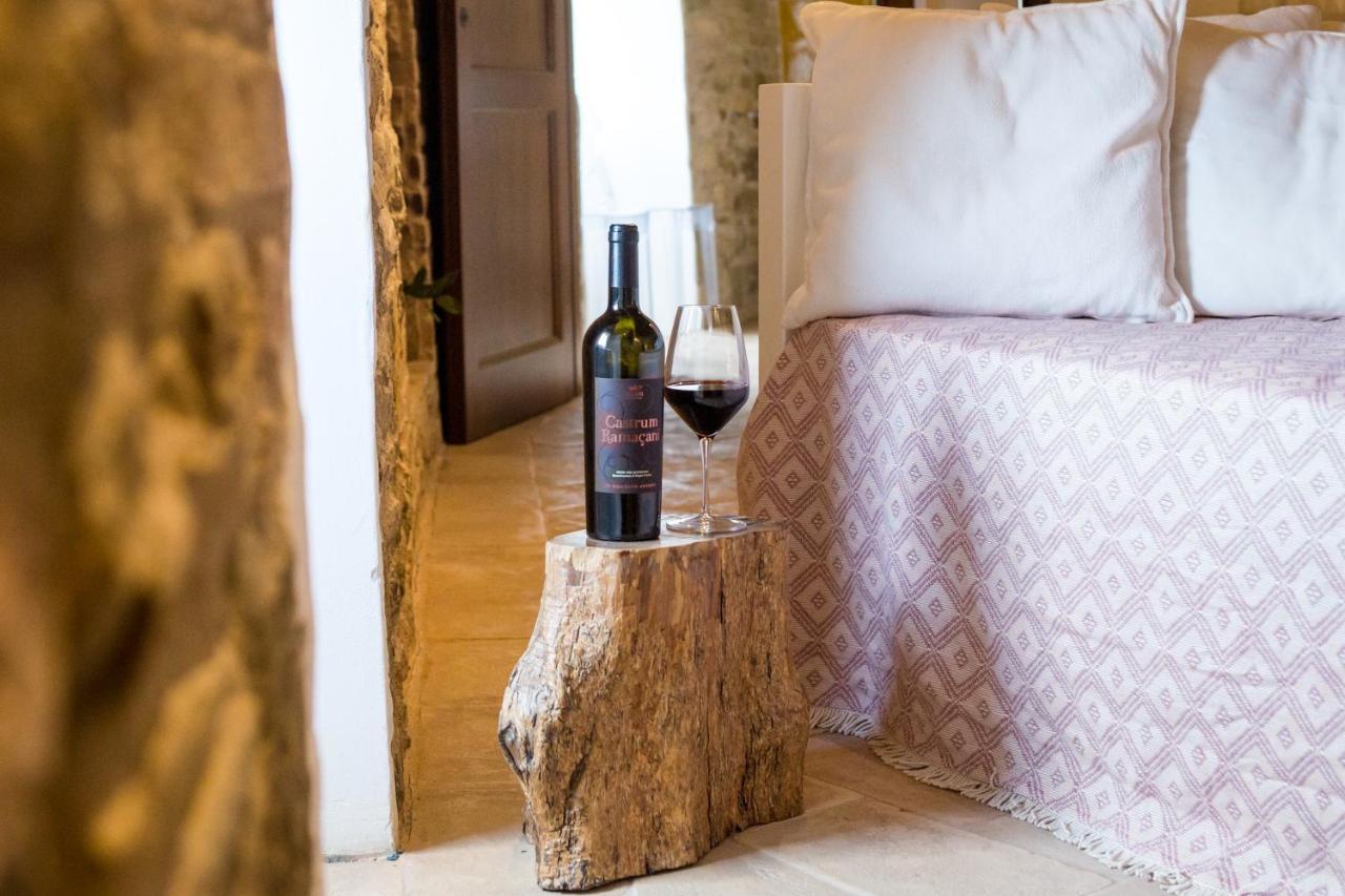 Castello Di Ramazzano - Tenute Aliani Perugia Eksteriør billede