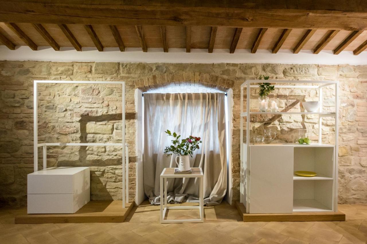 Castello Di Ramazzano - Tenute Aliani Perugia Eksteriør billede
