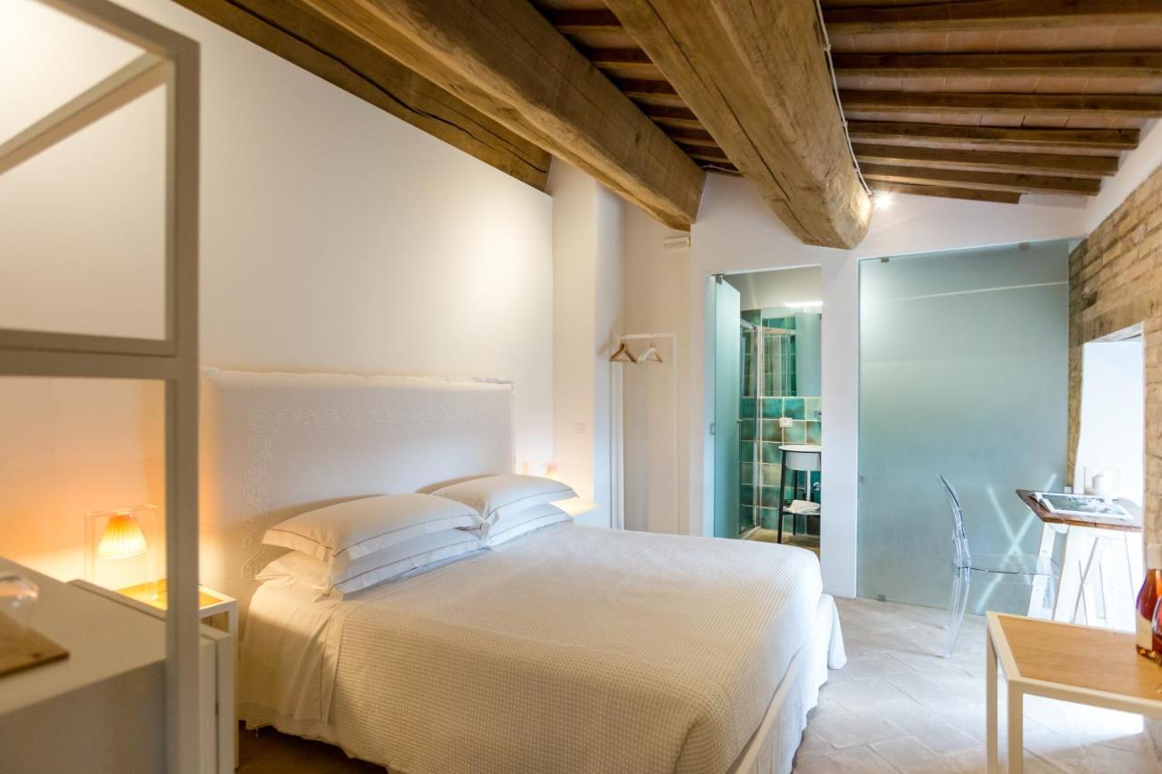 Castello Di Ramazzano - Tenute Aliani Perugia Eksteriør billede