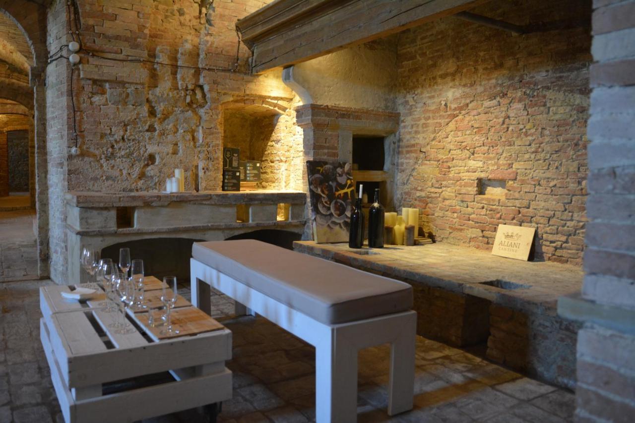Castello Di Ramazzano - Tenute Aliani Perugia Eksteriør billede