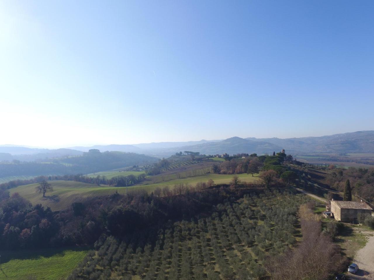 Castello Di Ramazzano - Tenute Aliani Perugia Eksteriør billede