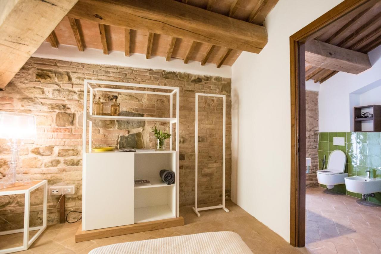 Castello Di Ramazzano - Tenute Aliani Perugia Eksteriør billede