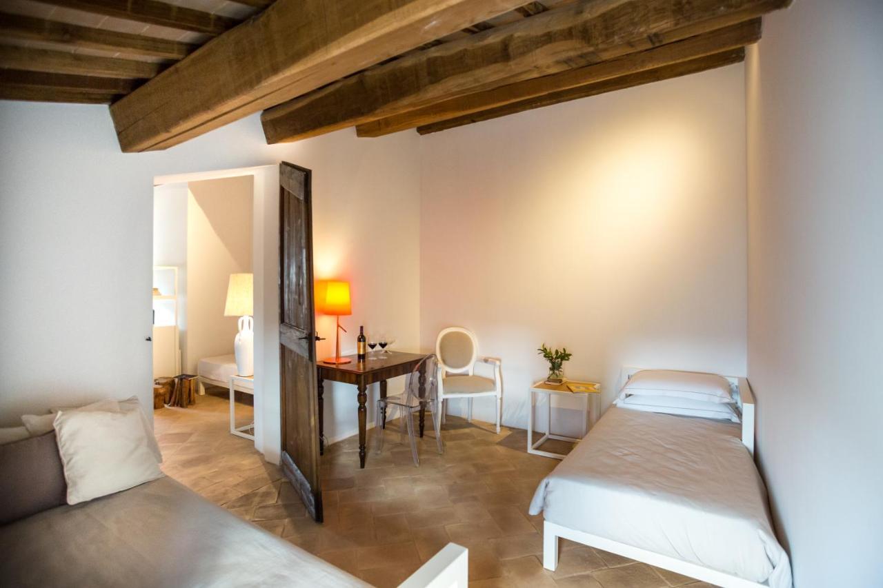 Castello Di Ramazzano - Tenute Aliani Perugia Eksteriør billede